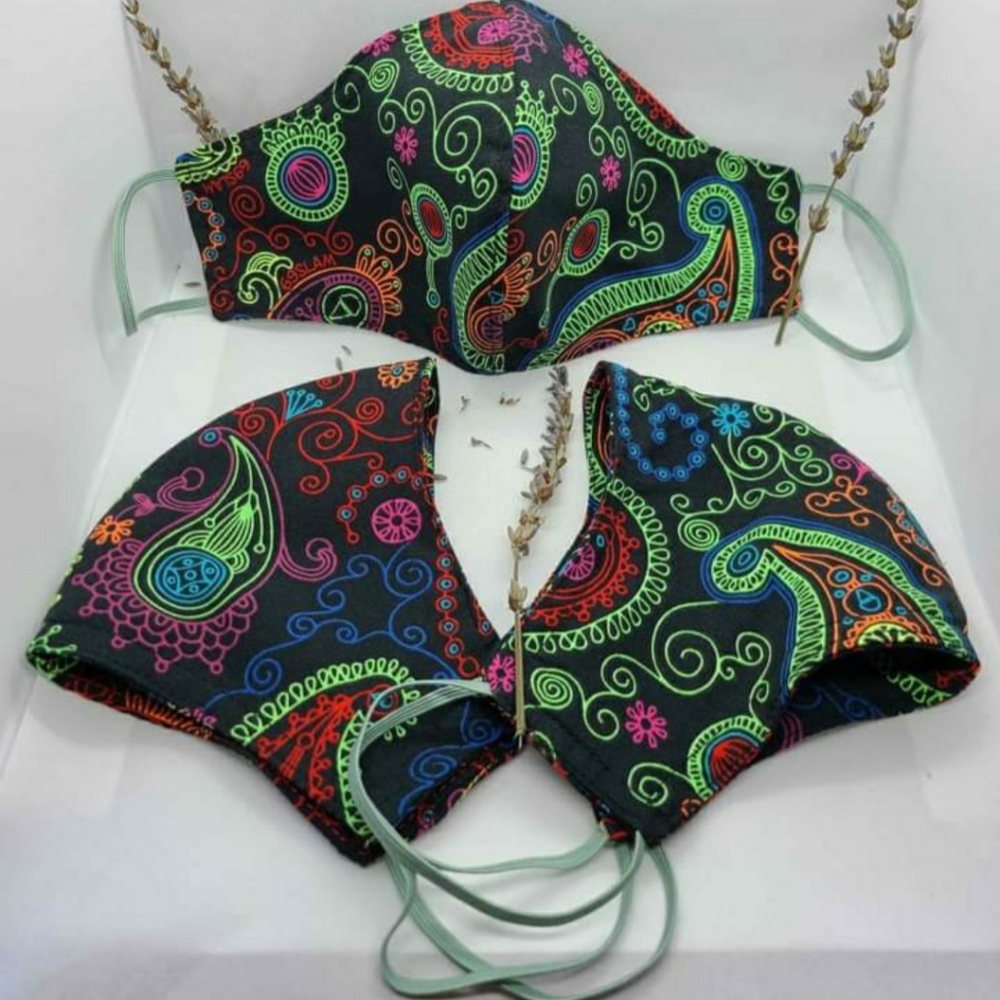 Reversible Parsley Face Covering